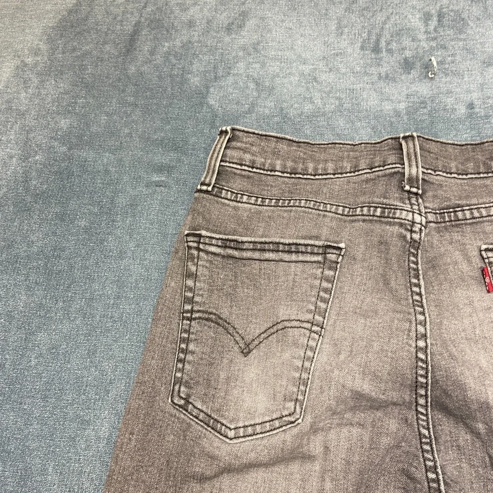 Levi's 510 Skinny Jeans Mens 29x32 Gray Medium Wash 5-Pockets Everyday Wear